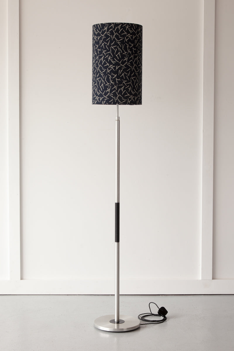 ON SALE // Sleek Floor Lamp